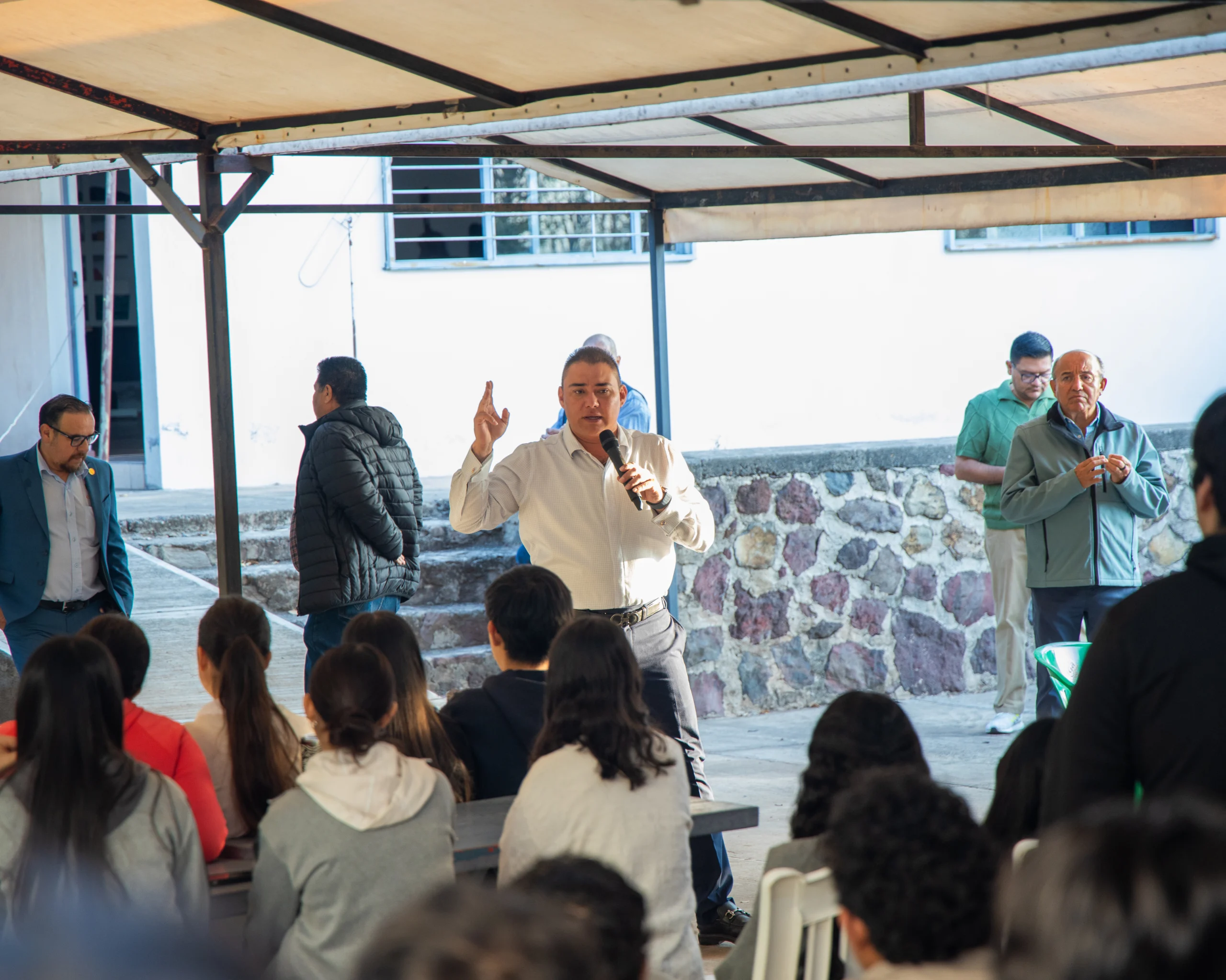 GILDARDO PARTIDA PRESENTA LA UNIVERSIDAD DEL TEQUILA